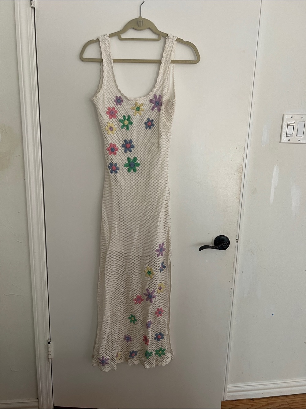 Beach Riot White Crochet Floral Appliqué Coverup - Picture 2 of 6